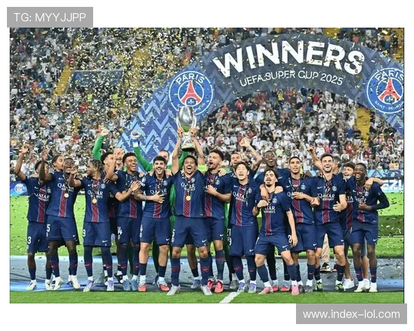 拜仁再战巴黎圣日耳曼 历史交锋占优展现欧冠霸主底蕴 拜仁再战巴黎圣日耳曼 历史交锋占优展现欧冠霸主底蕴